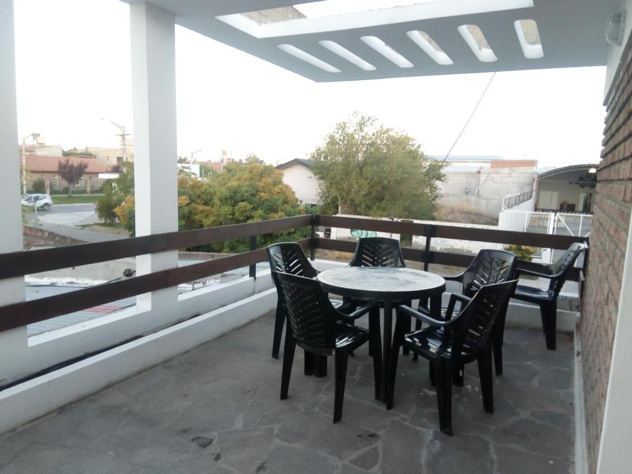 El Rinconcito De Rosi Apartment Trelew Ngoại thất bức ảnh