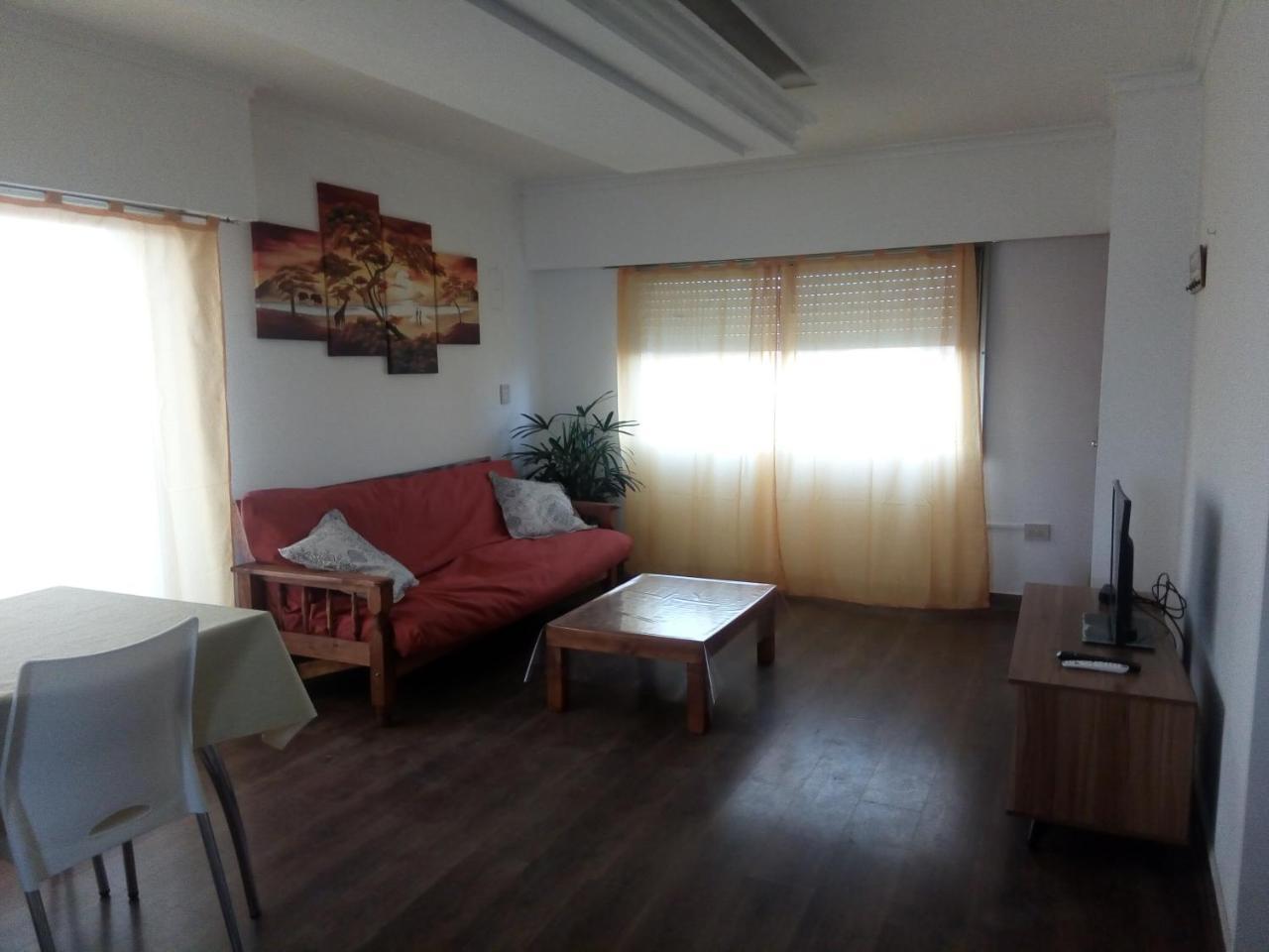 El Rinconcito De Rosi Apartment Trelew Ngoại thất bức ảnh